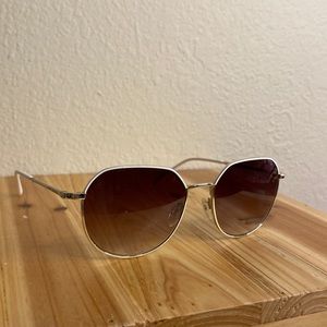 PRIVÉ REVAUX Gradient tinted Sunglasses, Great Condition Rarely used